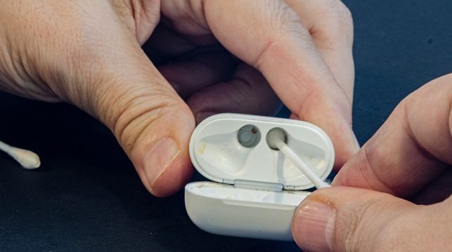 fix-airpods-won't-fix-iphone-1.19